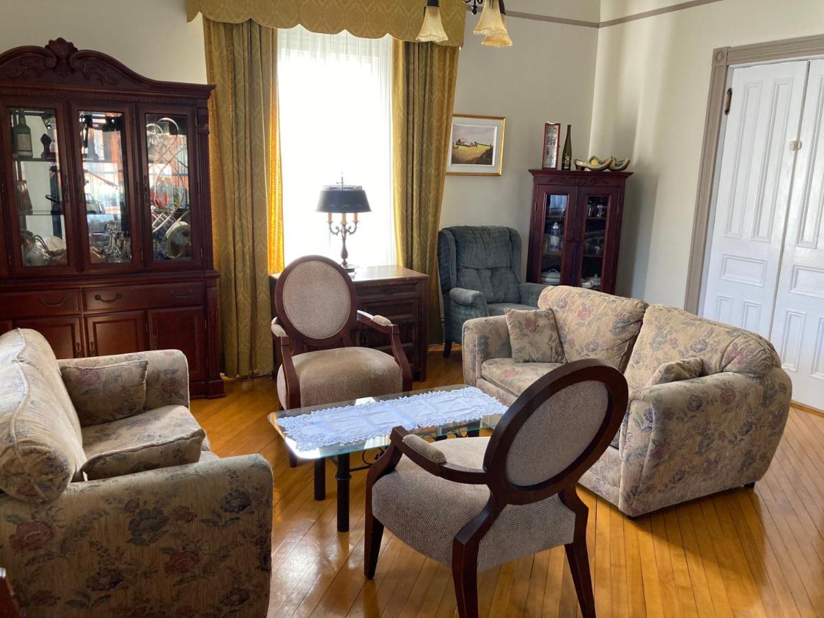Bed and Breakfast Chez L'Doc Saint-Prosper Экстерьер фото